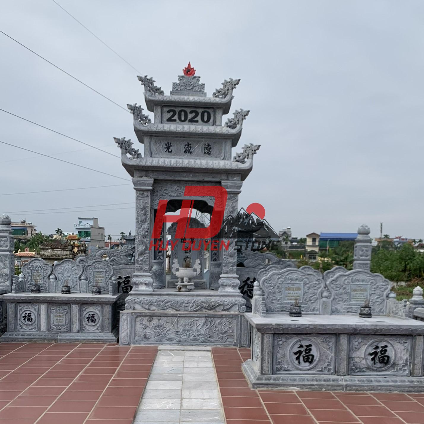 Lăng thờ ba mái đá HĐ47