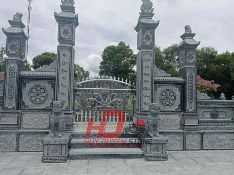 cổng tứ trụ