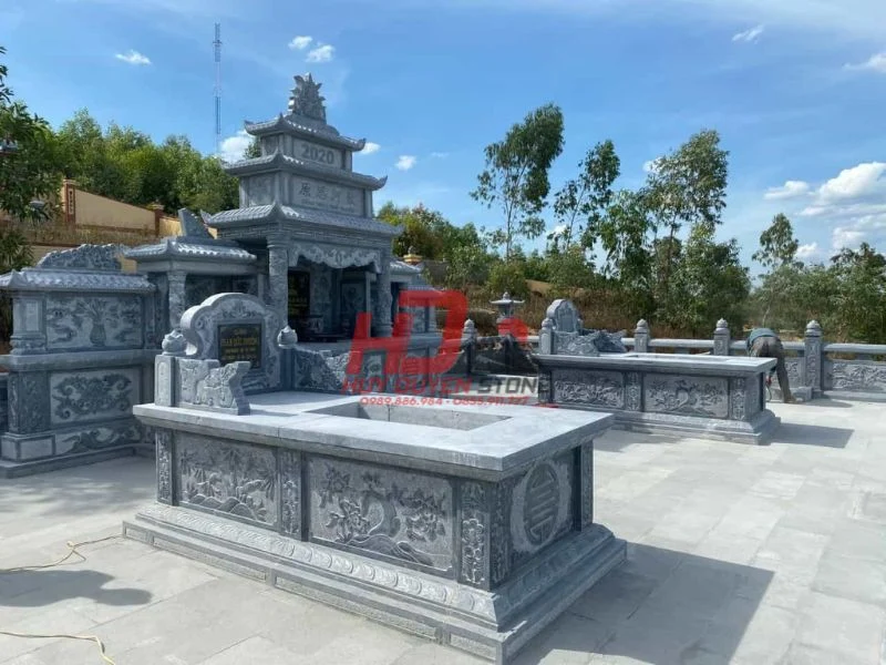 lăng mộ đá dòng họ