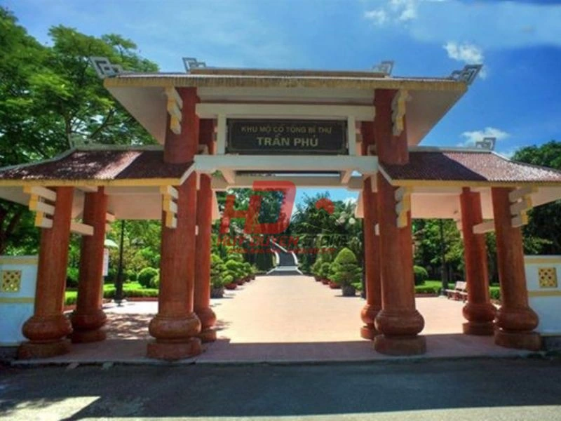 mộ cố tổng bí thư trần phú