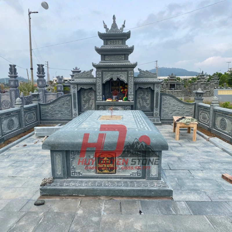 Lăng Mộ Tổ HD337
