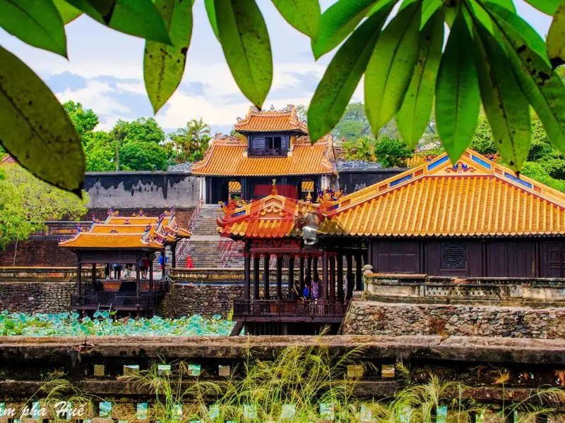 lăng mộ huế
