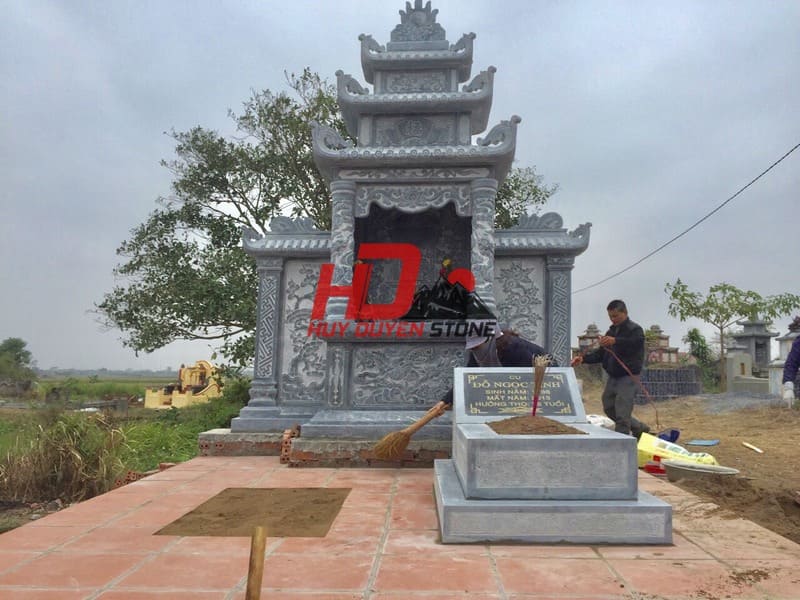 chất liệu đá ảnh hưởng đến giá lăng mộ đá