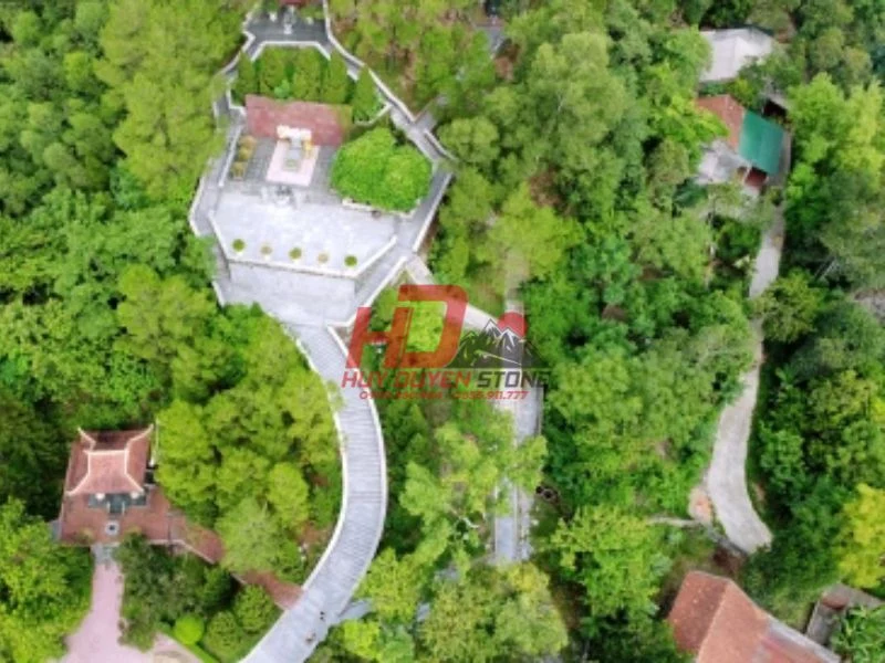 mộ cố tổng bí thư trần phú
