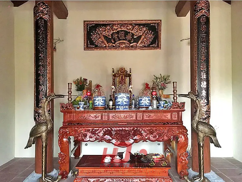 nhà thờ họ thờ những ai