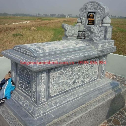Mộ Đá Không Mái HD026