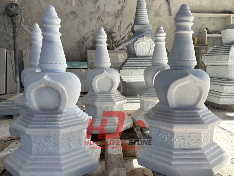 mộ tháp đá 3 tầng mộ tháp đá 3 tầng