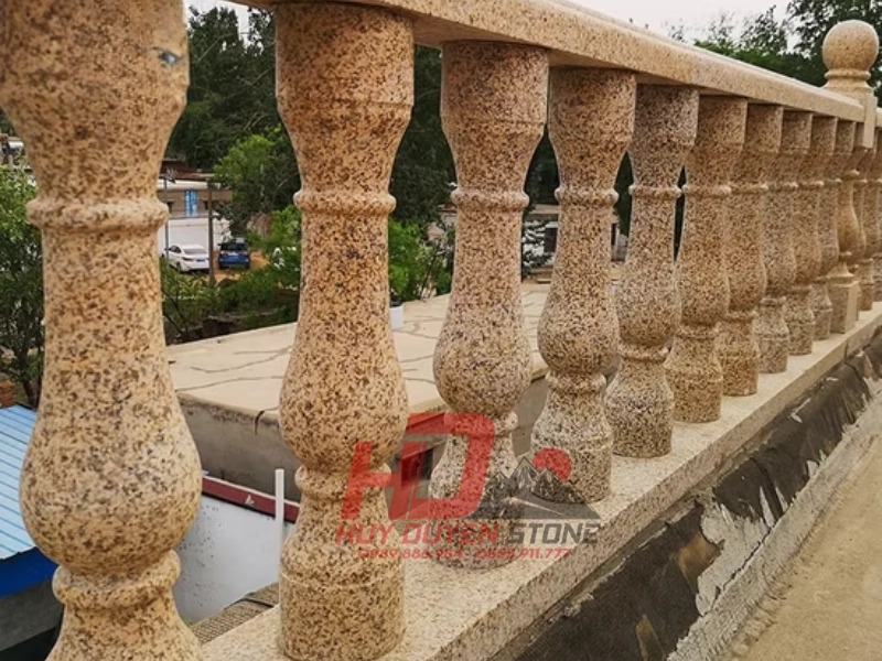 lan can đá hoa cương